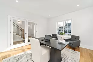 8 Callahan Dr, Woburn, MA 01801 - Photo 19