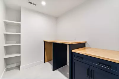 8 Callahan Drive, Woburn, MA 01801 - Photo 29