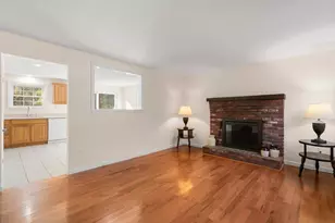 28 Brant Beach Ave, Mattapoisett, MA 02739 - Photo 9