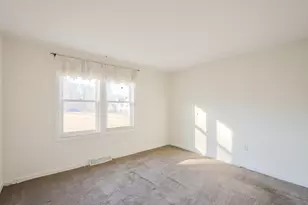 43 Fairway Ln, Blackstone, MA 01504 - Photo 27