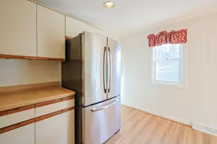 43 Fairway Ln, Blackstone, MA 01504 - Photo 7