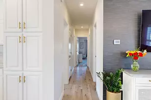 96 Sycamore Ln, Taunton, MA 02780 - Photo 13