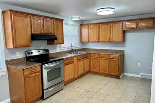 42 Talmadge Dr, Springfield, MA 01118 - Photo 3