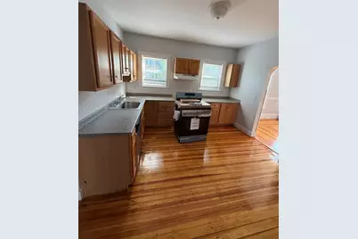 68 Willow St. #2, Somerville, MA 02144 - Photo 3