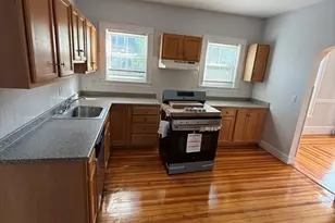 68 Willow St, Somerville, MA 02144 - Photo 3