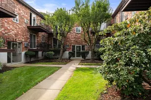 21 Westgate Rd, Boston, MA 02132 - Photo 23