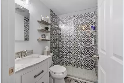 105 Ridgewood Ln #7, Gardner, MA 01440 - Photo 3