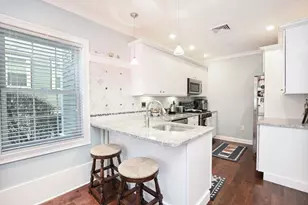 572 Freeport St, Boston, MA 02122 - Photo 13