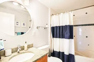 572 Freeport St, Boston, MA 02122 - Photo 23