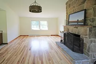 30 A & B Lee Rd, Deerfield, MA 01373 - Photo 7