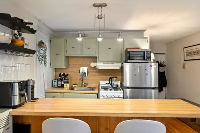 10 Henchman St #2R, Boston, MA 02113 - Photo 5