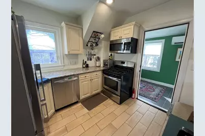 32 Hautevale Street #2, Boston, MA 02131 - Photo 3