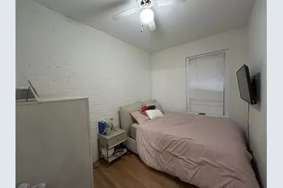 6 Cleveland Pl #4, Boston, MA 02113 - Photo 5