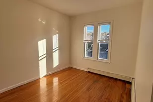 1371 Commonwealth Ave, Boston, MA 02134 - Photo 7