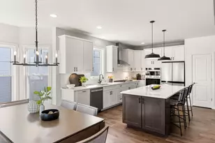 25 Sandtrap Circle, Walpole, MA 02081 - Photo 1