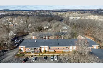 115. Grove St #11.., Boston, MA 02132 - Photo 27