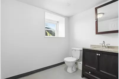 364 Tecumseh Street, Fall River, MA 02721 - Photo 29