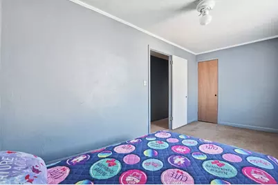 364 Tecumseh Street, Fall River, MA 02721 - Photo 19