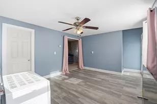 364 Tecumseh St, Fall River, MA 02721 - Photo 3