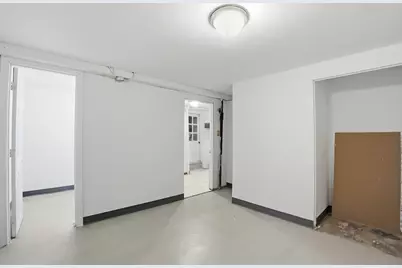 364 Tecumseh Street, Fall River, MA 02721 - Photo 31