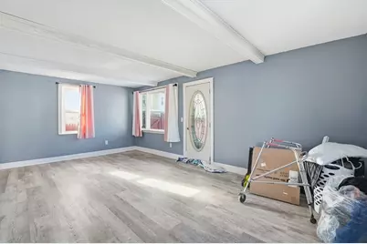 364 Tecumseh Street, Fall River, MA 02721 - Photo 11