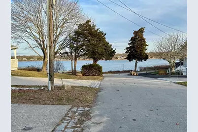 70 Cypress Street, Falmouth, MA 02536 - Photo 3