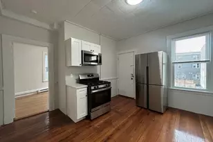 357 Prospect St, Cambridge, MA 02139 - Photo 3