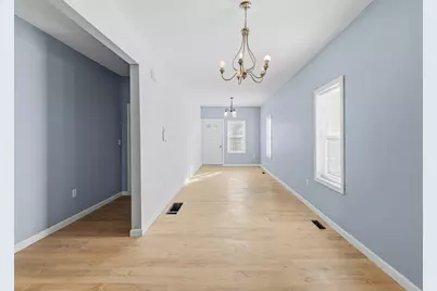 57 Washburn St, New Bedford, MA 02740 - Photo 7