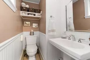 6 Appleton St, Watertown, MA 02472 - Photo 11