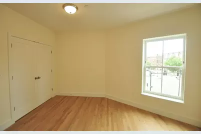 877 Beacon St #5, Boston, MA 02215 - Photo 3