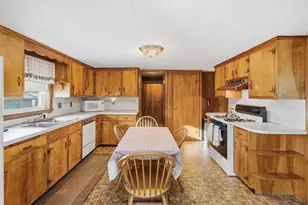 21-23 Eastern Ave, Woburn, MA 01801 - Photo 3