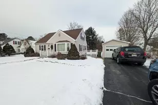 14 Walnut St, Oxford, MA 01540 - Photo 37