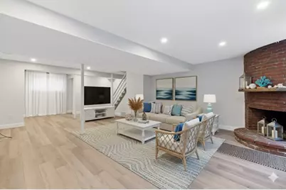 27 Village St #1, Marblehead, MA 01945 - Photo 17