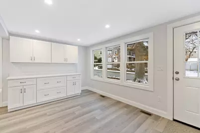 27 Village St #1, Marblehead, MA 01945 - Photo 3