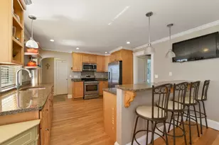 28 Fletcher St, Boston, MA 02131 - Photo 5