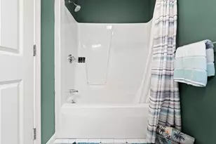 27 Folger Ave, Beverly, MA 01915 - Photo 27