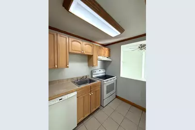 37 Fountain Ln #6, Weymouth, MA 02190 - Photo 5