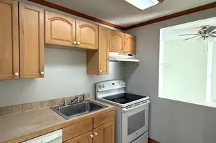 37 Fountain Ln, Weymouth, MA 02190 - Photo 5