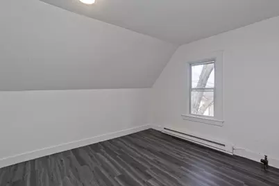 26 Huntington St, Springfield, MA 01107 - Photo 9