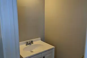 207 Winthrop St, Quincy, MA 02169 - Photo 9