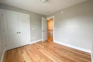 114 McKinstry Ave, Chicopee, MA 01013 - Photo 5