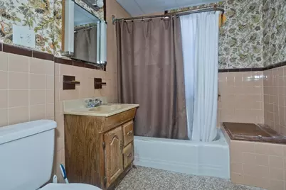 46-52 Maplewood, Chicopee, MA 01013 - Photo 23