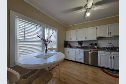 7 Wall St #1, Fitchburg, MA 01420 - Photo 3