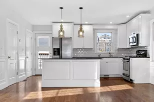 155 H St, Boston, MA 02127 - Photo 3