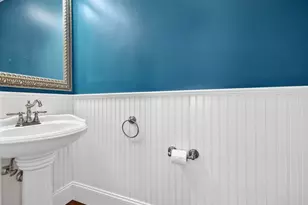 155 H St, Boston, MA 02127 - Photo 11