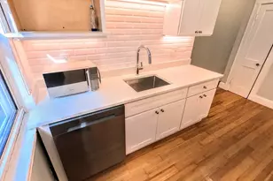 3957 Washington St, Boston, MA 02131 - Photo 7