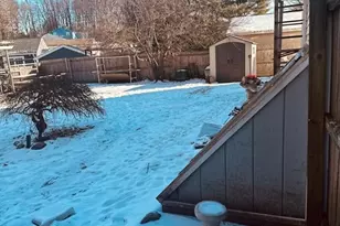 591 Varnum Ave, Lowell, MA 01854 - Photo 5