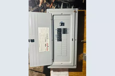 591 Varnum Ave, Lowell, MA 01854 - Photo 19