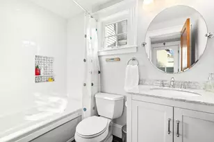 10 Hesseltine Ave, Melrose, MA 02176 - Photo 19