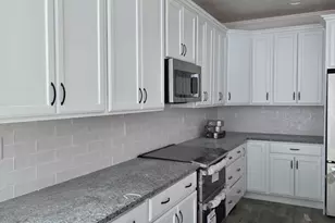10 Fidelity Dr, Rutland, MA 01543 - Photo 1